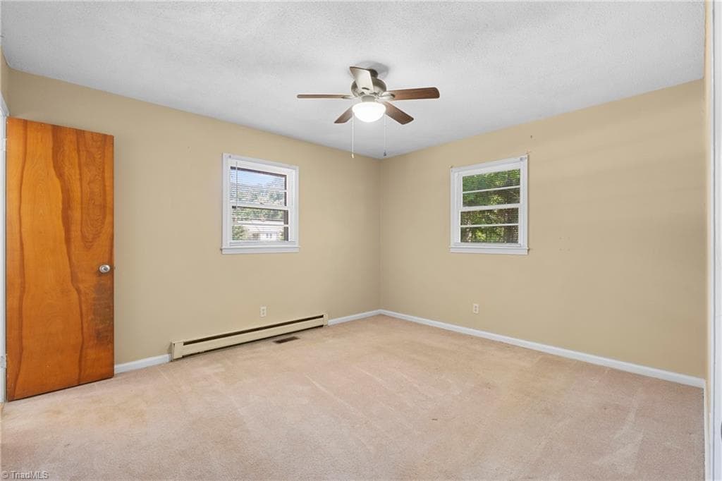 Stick/Site Built at 3622 Lower Lake Road, Thomasville NC 27360, photo 19 of 28
