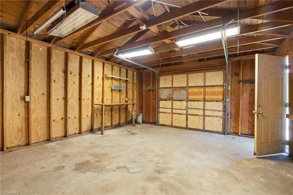 Stick/Site Built at 3622 Lower Lake Road, Thomasville NC 27360, photo 25 of 28
