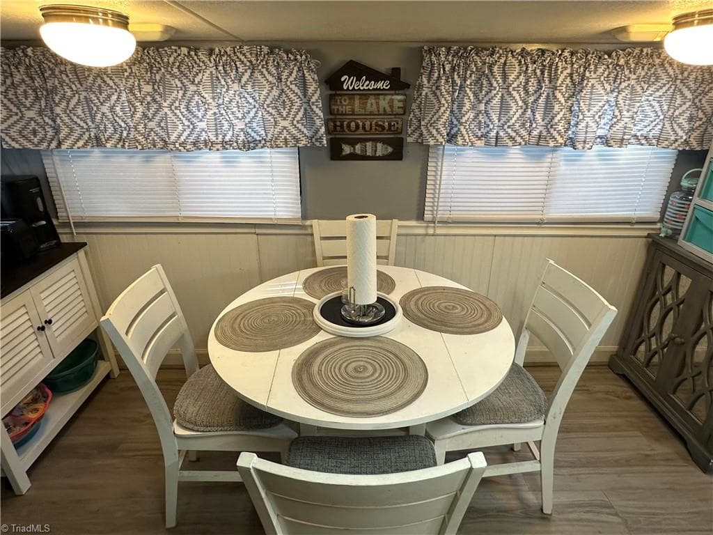Manufactured Home at 138 Marina Drive, New London NC 28127, photo 14 of 50