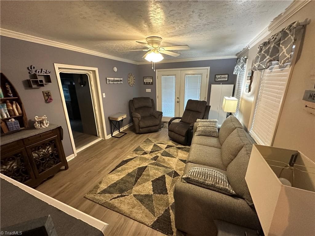 Manufactured Home at 138 Marina Drive, New London NC 28127, photo 25 of 50