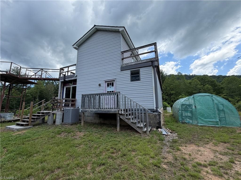Stick/Site Built at 2668 Reedy Branch Road, Purlear NC 28665, photo 34 of 45