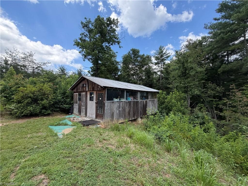 Stick/Site Built at 2668 Reedy Branch Road, Purlear NC 28665, photo 35 of 45