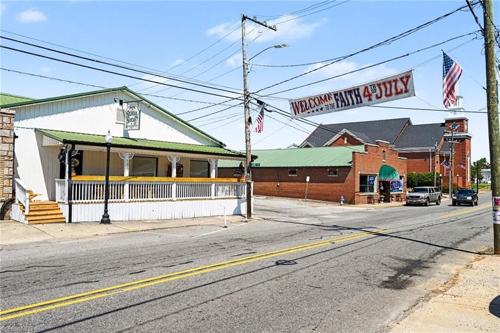 115 Main Street N, Faith NC 28041