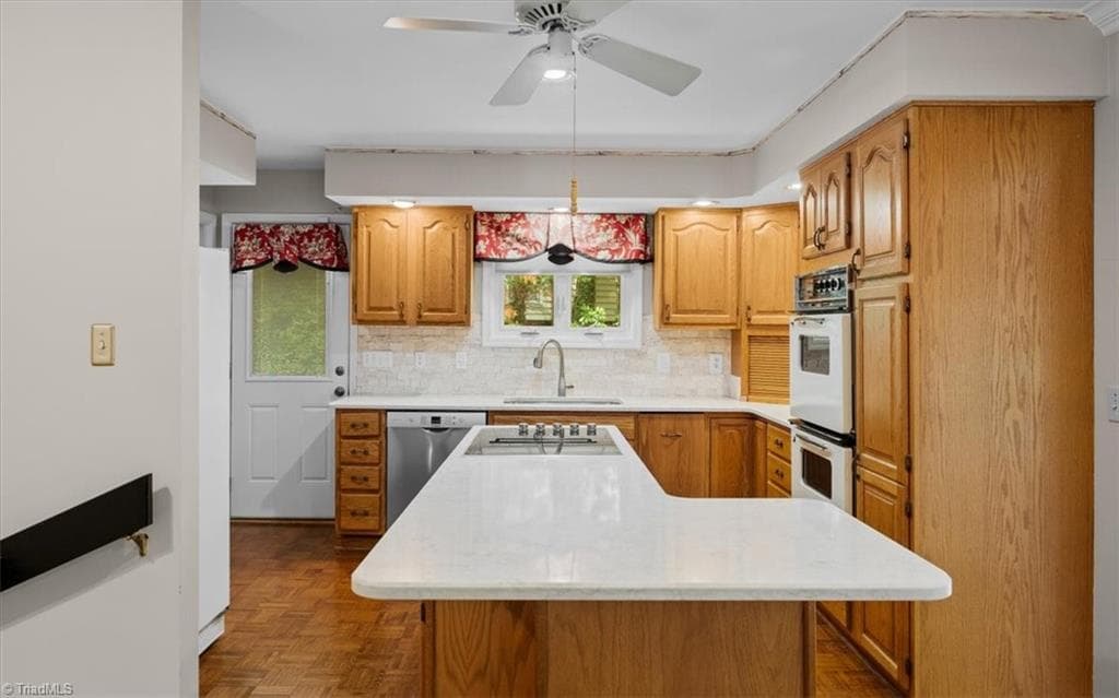 Stick/Site Built at 4721 Ramblewood Drive, Greensboro NC 27406, photo 16 of 44