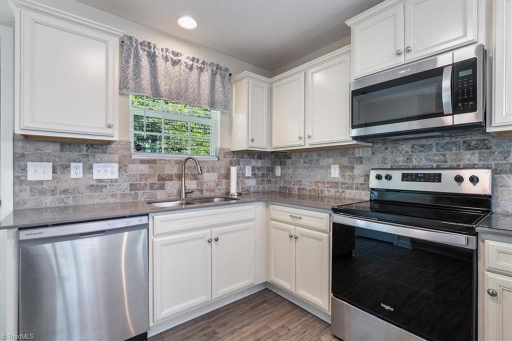 Stick/Site Built at 3807 Copperfield Court, High Point NC 27265, photo 14 of 38