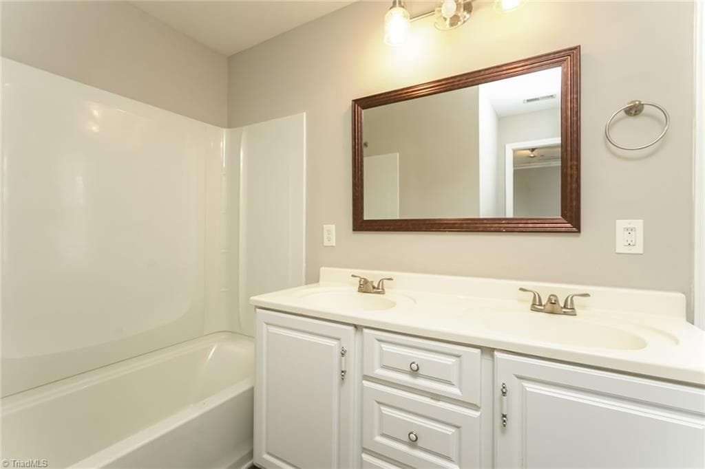 Stick/Site Built at 4875 Lance Ridge Lane, Winston-Salem NC 27127, photo 11 of 22