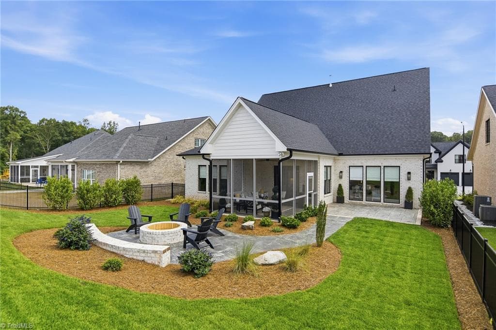 Stick/Site Built at 1181 Maple Chase Lane, Winston-Salem NC 27106, Winston-Salem, photo 32 of 34