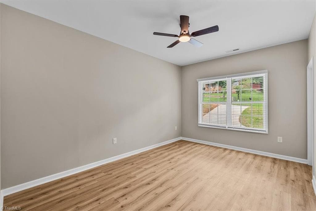 Stick/Site Built at 655 Woodland Circle, Asheboro NC 27203, photo 13 of 23