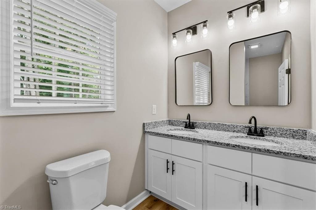 Stick/Site Built at 655 Woodland Circle, Asheboro NC 27203, photo 12 of 23