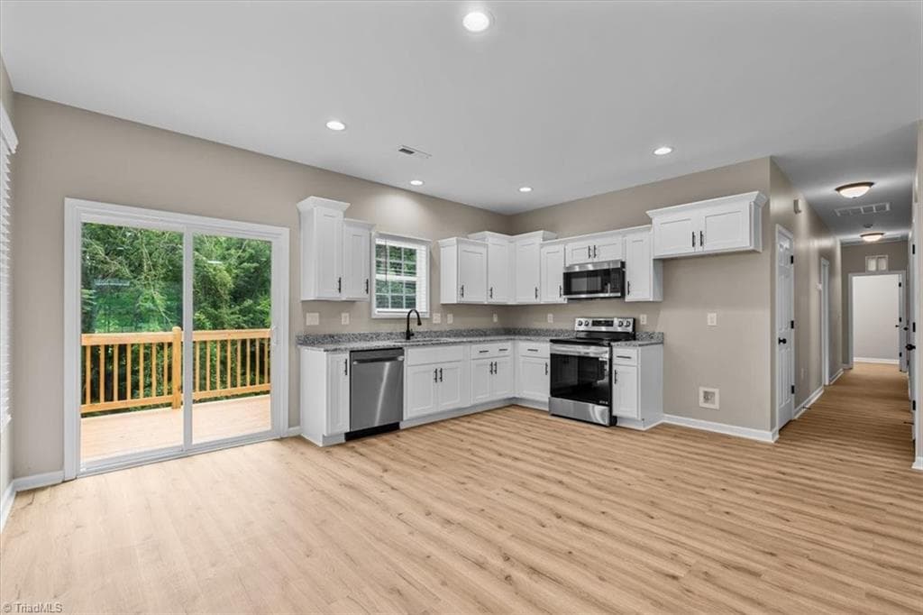 Stick/Site Built at 655 Woodland Circle, Asheboro NC 27203, photo 7 of 23