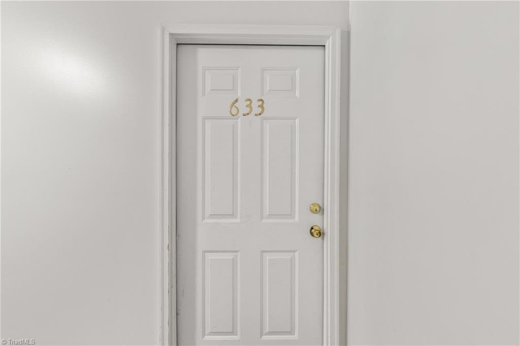 Stick/Site Built at 633 Ivy Glen Drive, Winston-Salem NC 27127, Winston-Salem, photo 3 of 22