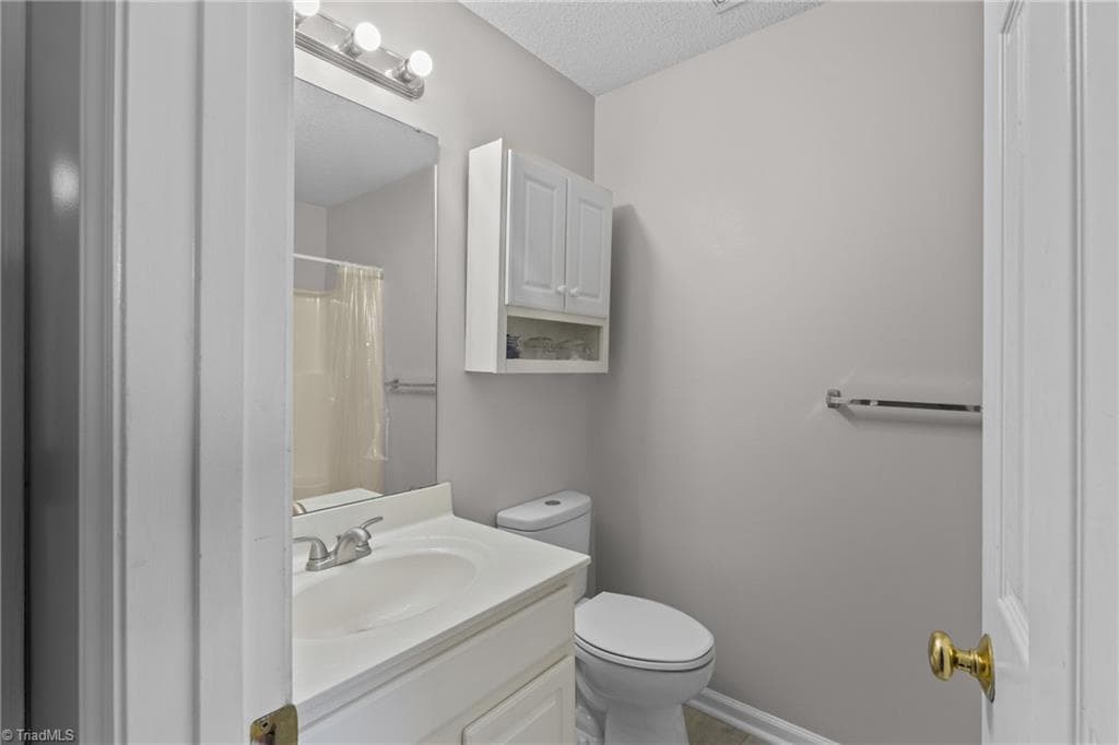 Stick/Site Built at 633 Ivy Glen Drive, Winston-Salem NC 27127, Winston-Salem, photo 21 of 22