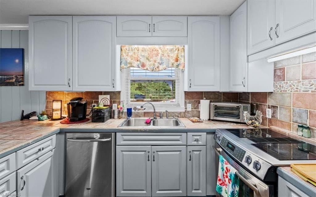 Stick/Site Built at 262 Shady Grove Lane, Winston-Salem NC 27107, Winston-Salem, photo 18 of 39