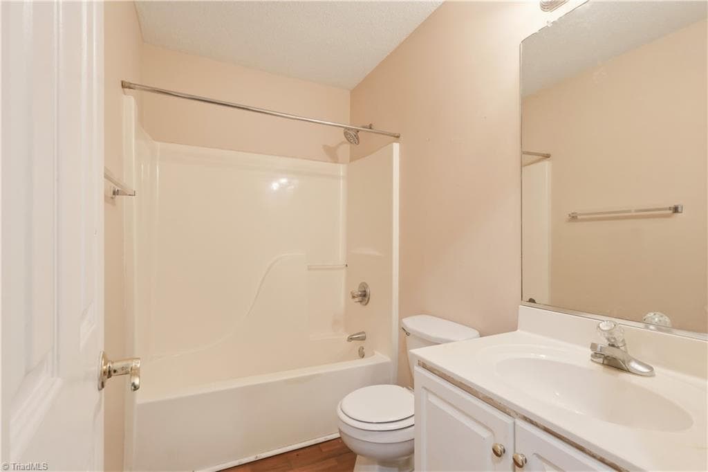 Stick/Site Built at 4212 Brentonshire Lane, High Point NC 27265, photo 32 of 45