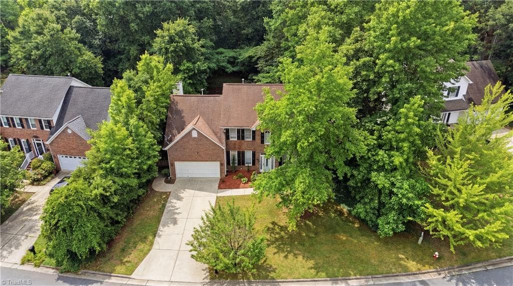 Stick/Site Built at 4212 Brentonshire Lane, High Point NC 27265, photo 38 of 45