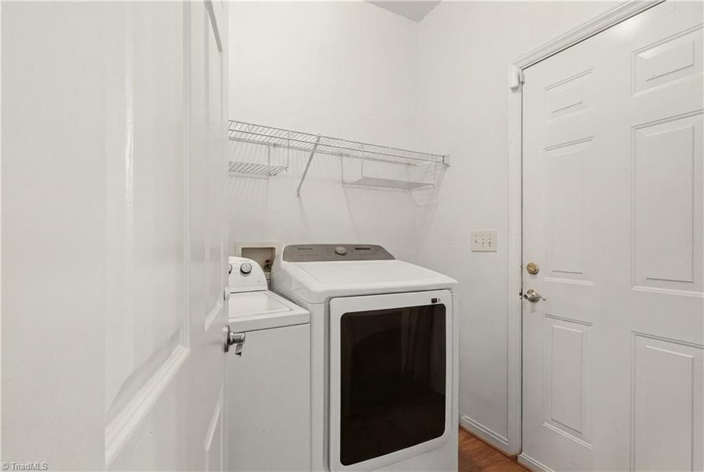 Stick/Site Built at 4212 Brentonshire Lane, High Point NC 27265, photo 33 of 45