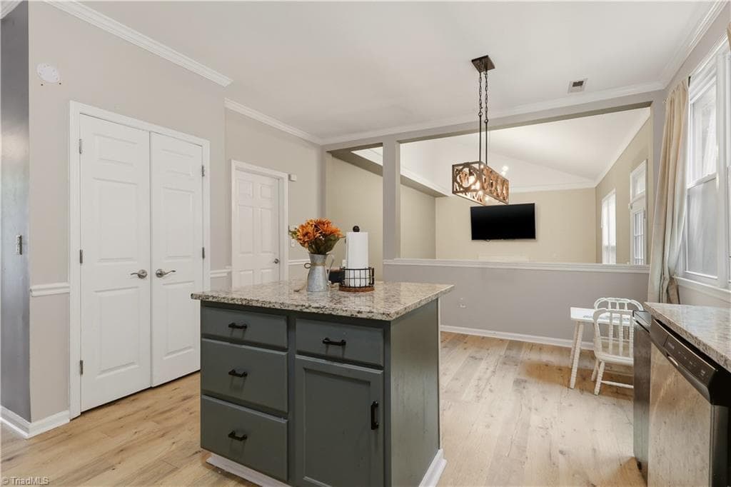 Stick/Site Built at 4212 Brentonshire Lane, High Point NC 27265, photo 14 of 45