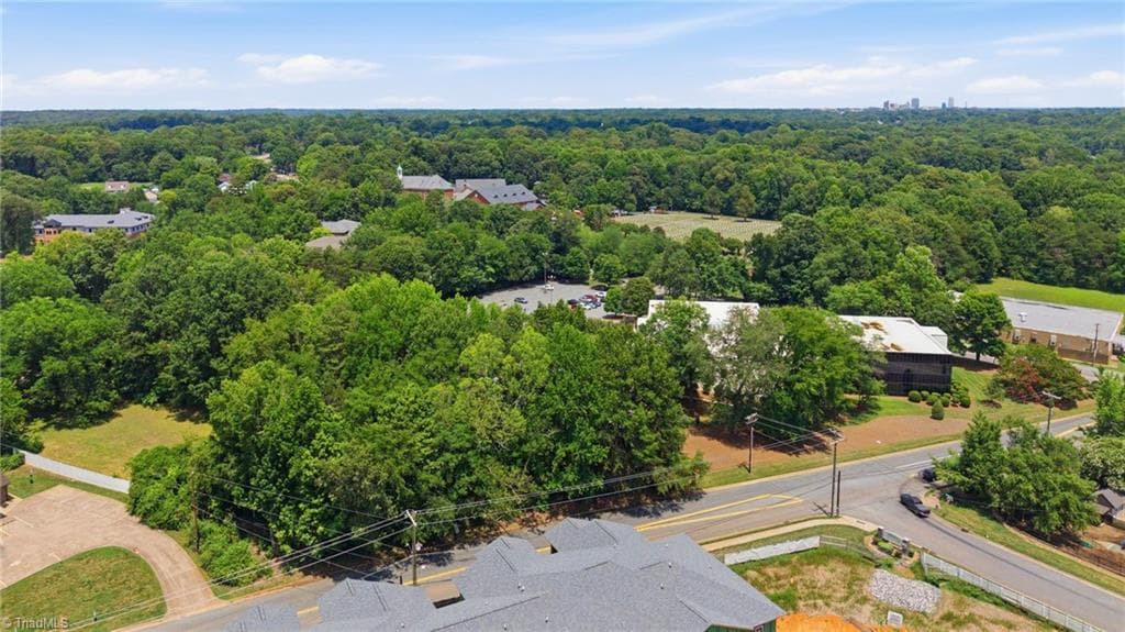 Remarks at 4105 Old Vineyard Road, Winston-Salem NC 27104, Winston-Salem, photo 33 of 52