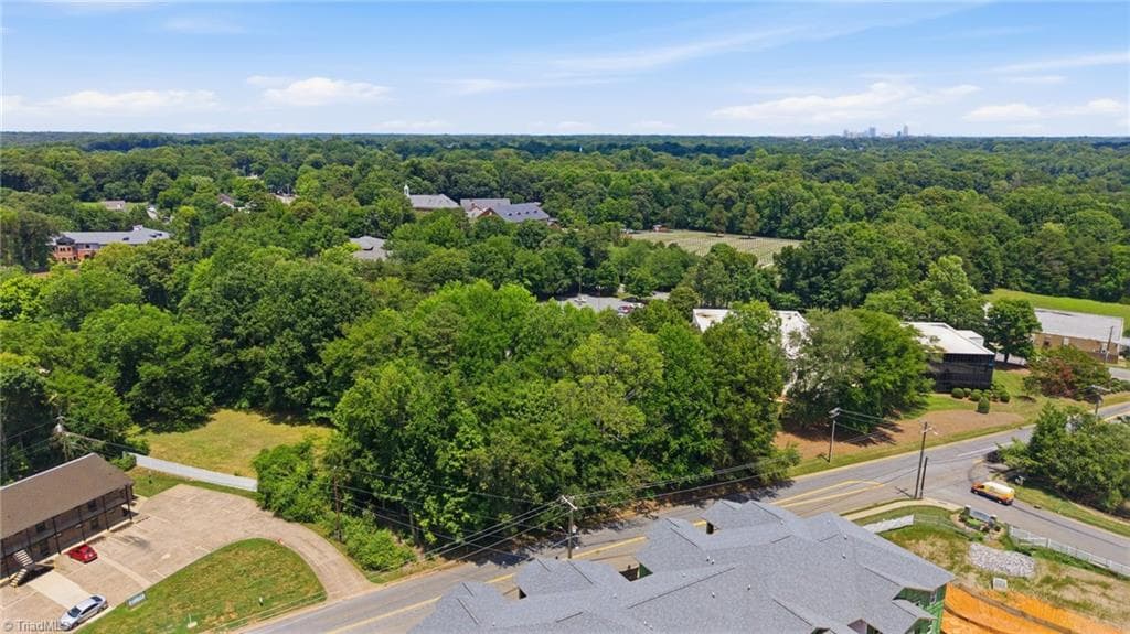 Remarks at 4105 Old Vineyard Road, Winston-Salem NC 27104, Winston-Salem, photo 35 of 52