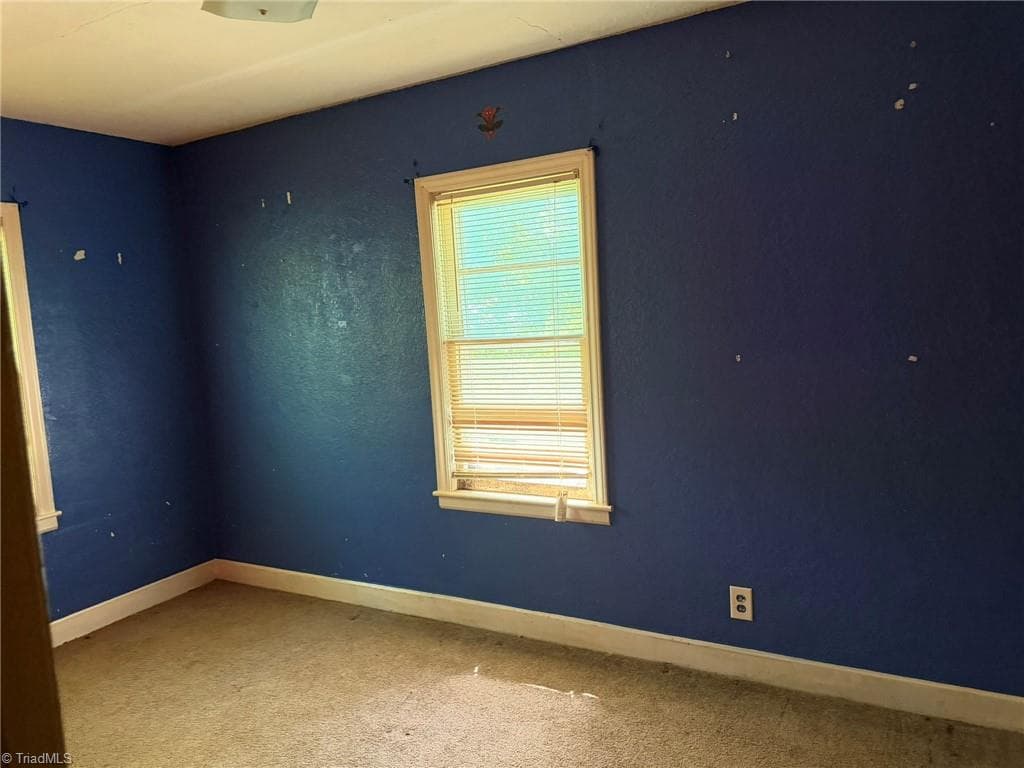 Stick/Site Built at 546 Sink Lake Road, High Point NC 27265, photo 6 of 14