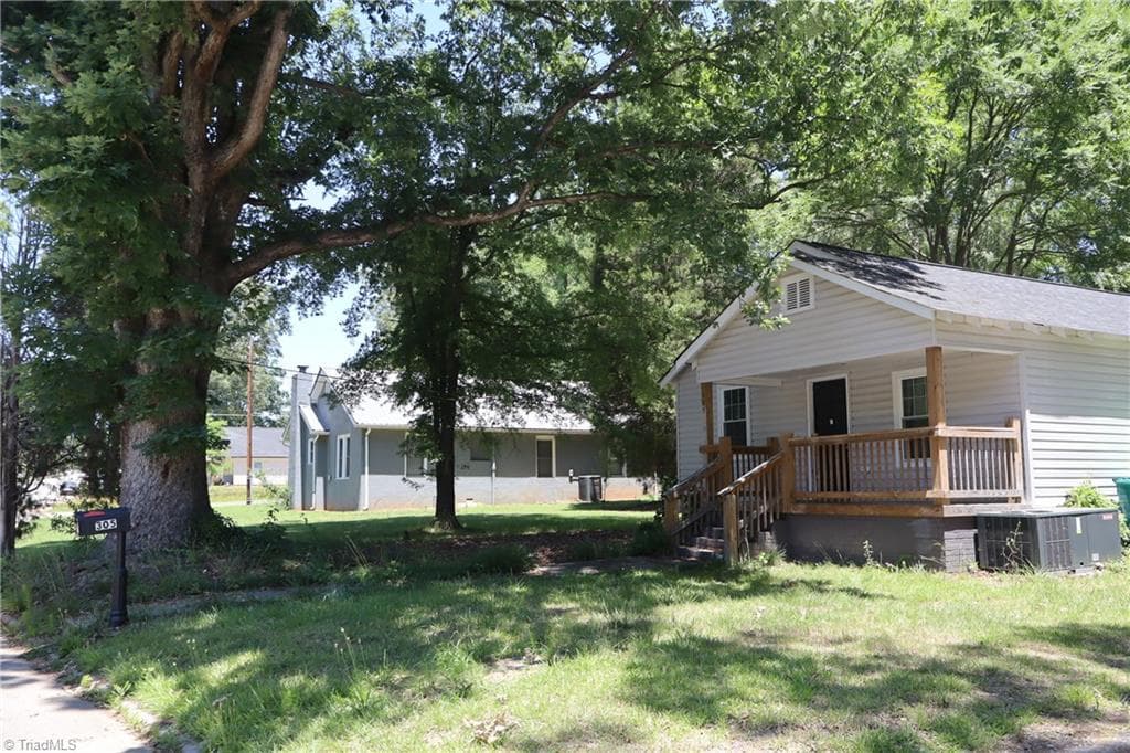 Stick/Site Built at 305 E Division Avenue, Salisbury NC 28144, Salisbury, photo 2 of 15