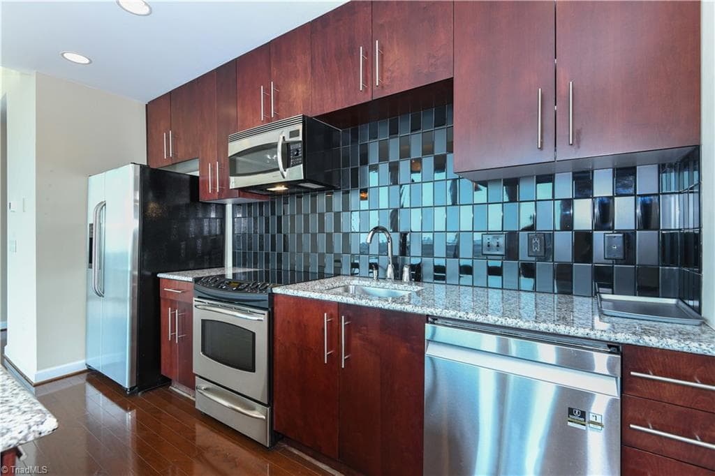 Stick/Site Built at 201 N Elm Street # 908, Greensboro NC 27401, photo 25 of 42