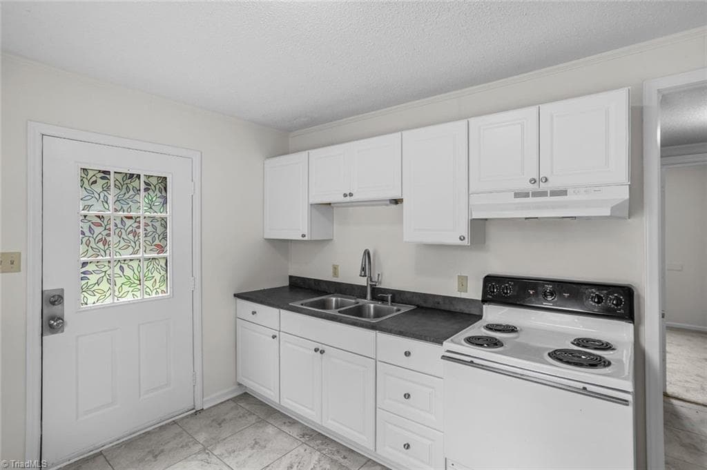 Stick/Site Built at 131 Lindbergh Street, Winston-Salem NC 27104, Winston-Salem, photo 5 of 36