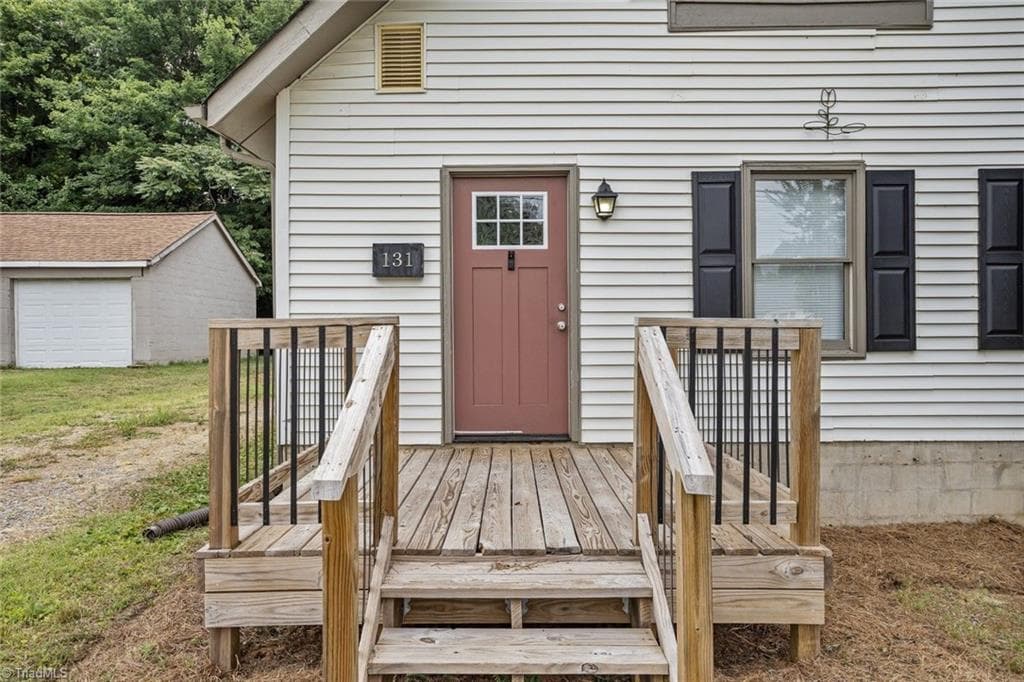 Stick/Site Built at 131 Lindbergh Street, Winston-Salem NC 27104, Winston-Salem, photo 25 of 36