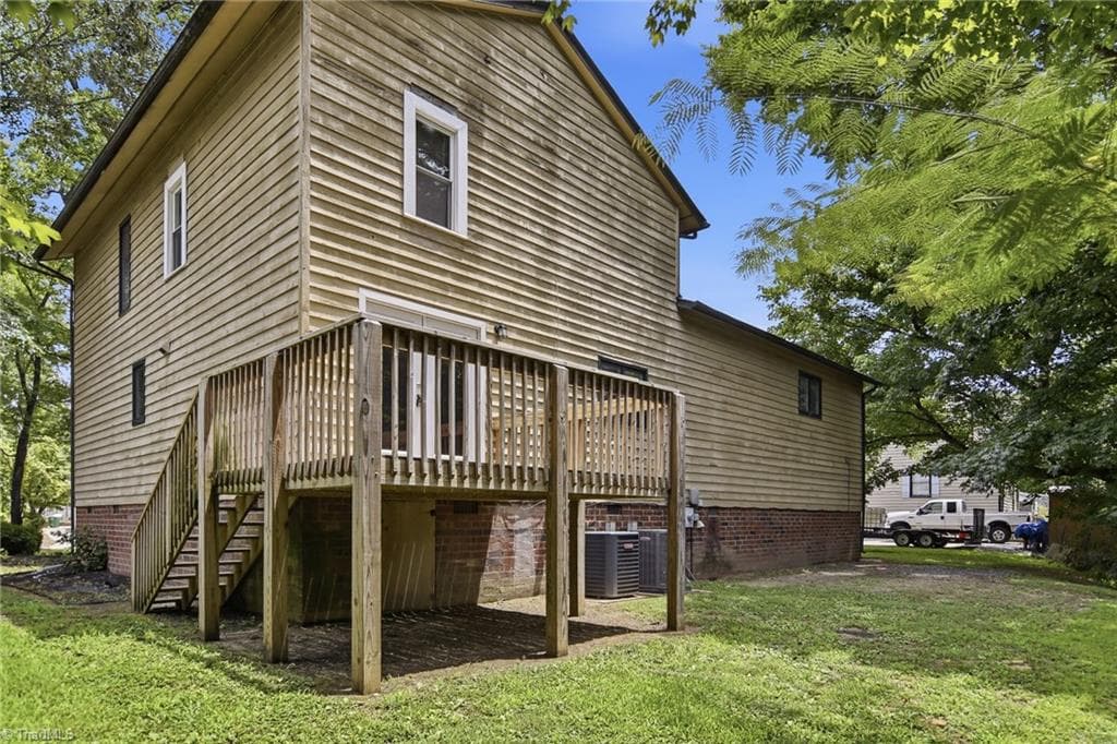 Stick/Site Built at 2157 Rivermeade Drive, High Point NC 27265, photo 32 of 34