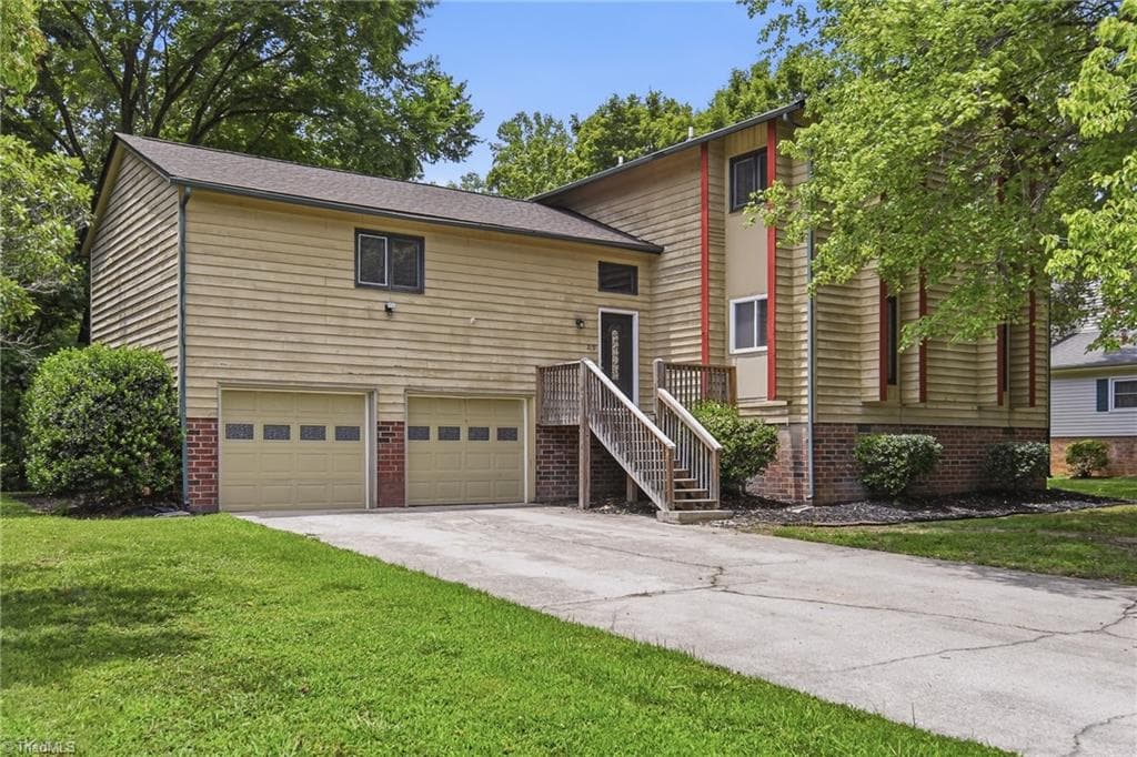 Stick/Site Built at 2157 Rivermeade Drive, High Point NC 27265, photo 34 of 34
