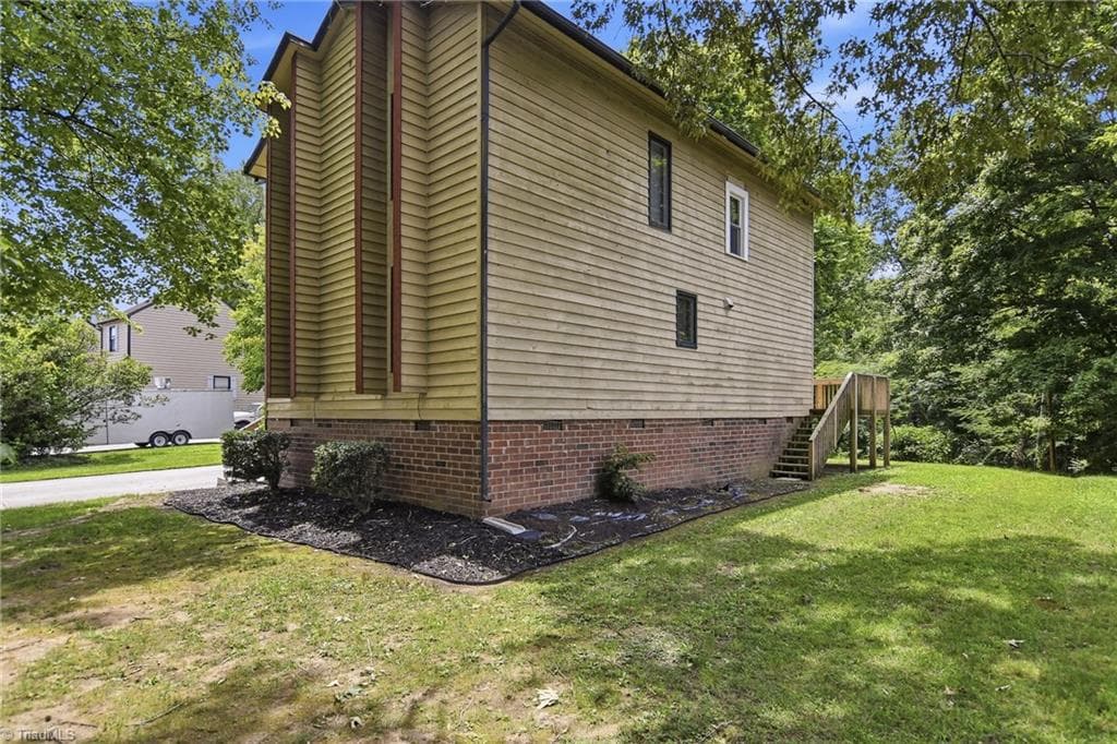 Stick/Site Built at 2157 Rivermeade Drive, High Point NC 27265, photo 31 of 34