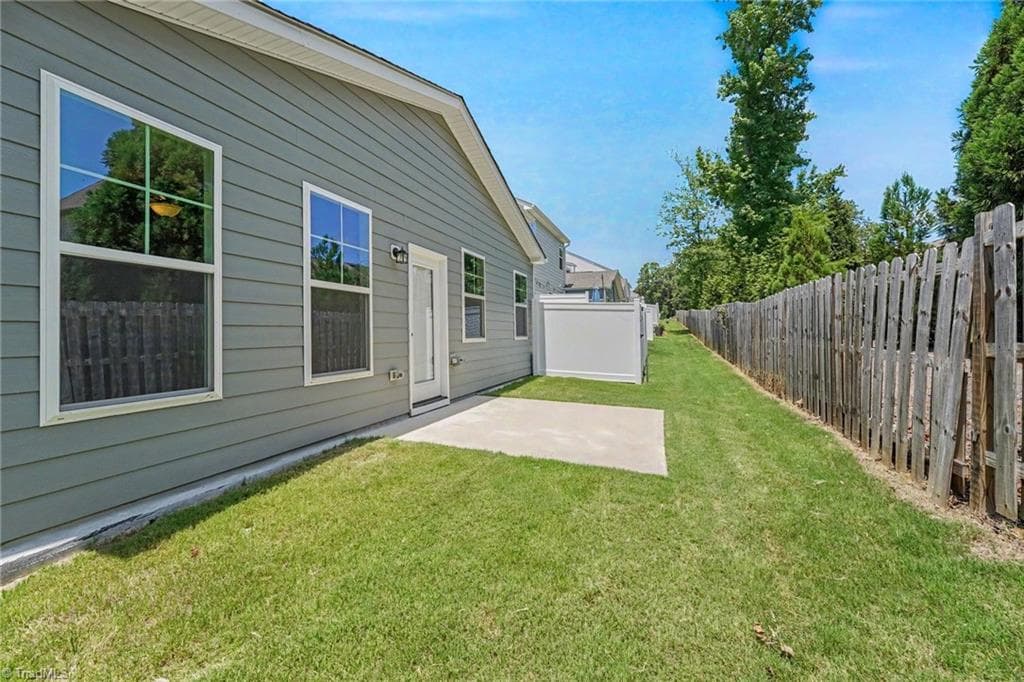 Stick/Site Built at 5000 Moonlight Ridge Drive, Greensboro NC 27455, photo 36 of 38