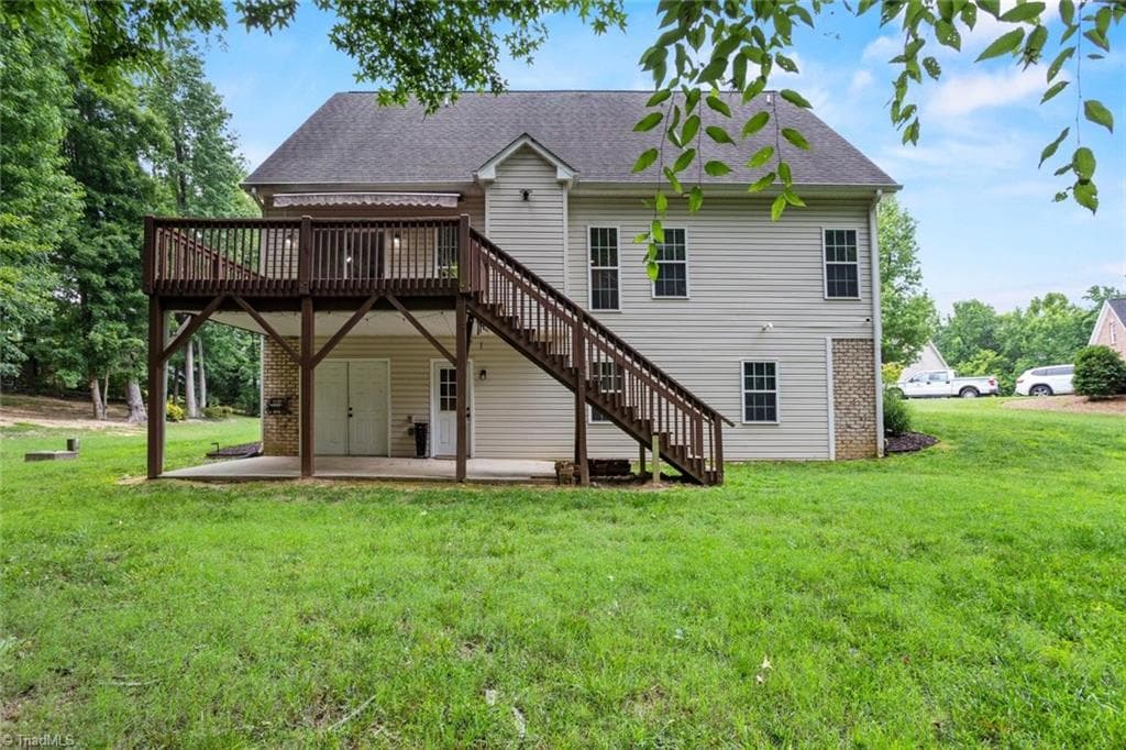Stick/Site Built at 220 Drake Lane, Lexington NC 27295, photo 34 of 37