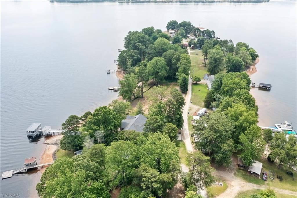 Single Family Residence at 8924 Holdsclaw Road, Terrell NC 28682, photo 11 of 16