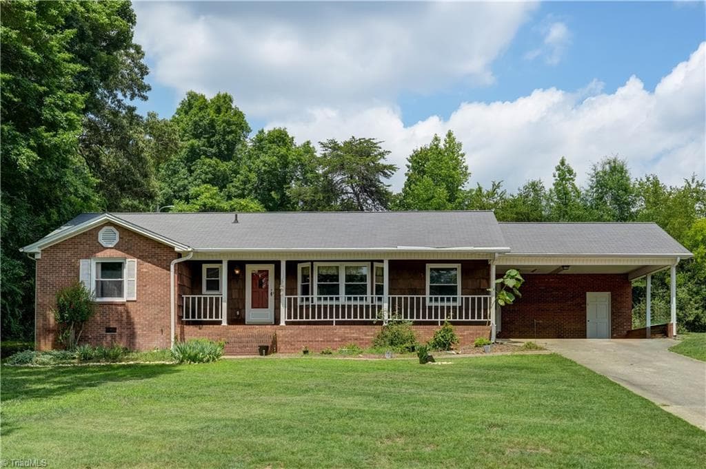 159 Laurell Drive, Eden NC 27288