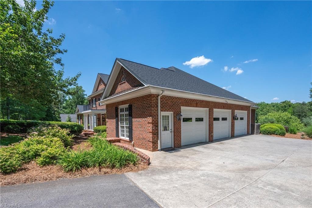 Stick/Site Built at 151 Wellsprings Court, Pfafftown NC 27040, photo 47 of 50