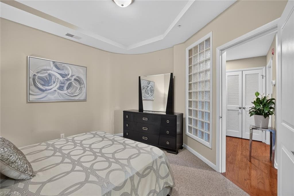 Stick/Site Built at 605 W Market Street # 206, Greensboro NC 27401, photo 8 of 28