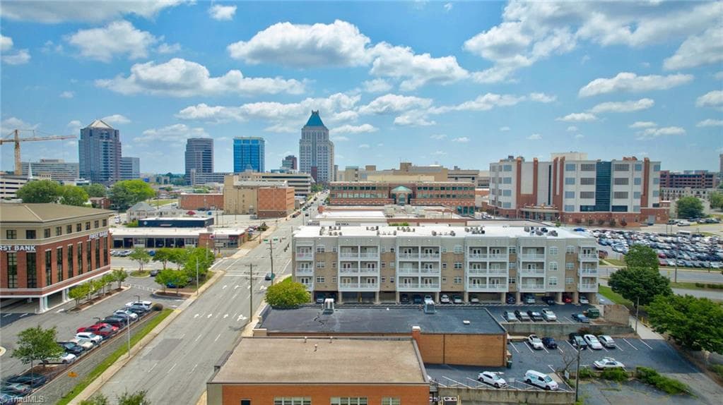 Stick/Site Built at 605 W Market Street # 206, Greensboro NC 27401, photo 25 of 28