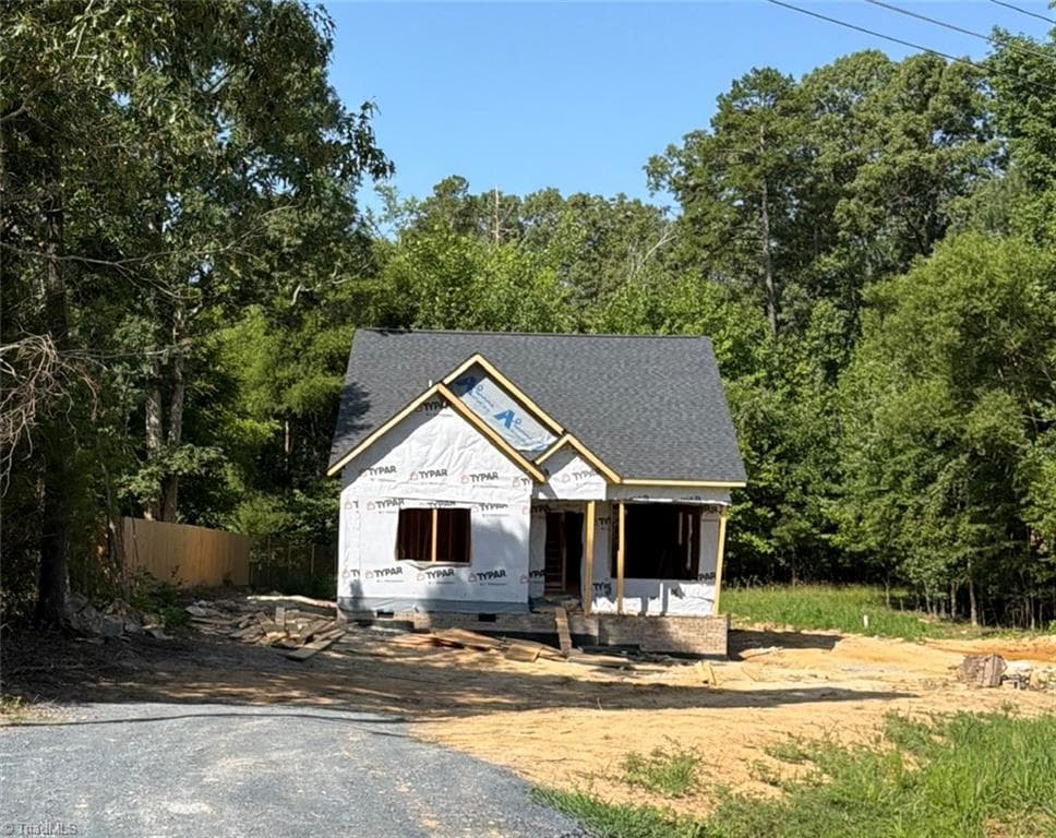 Stick/Site Built at 504 Woods Drive, Randleman NC 27317, photo 2 of 4