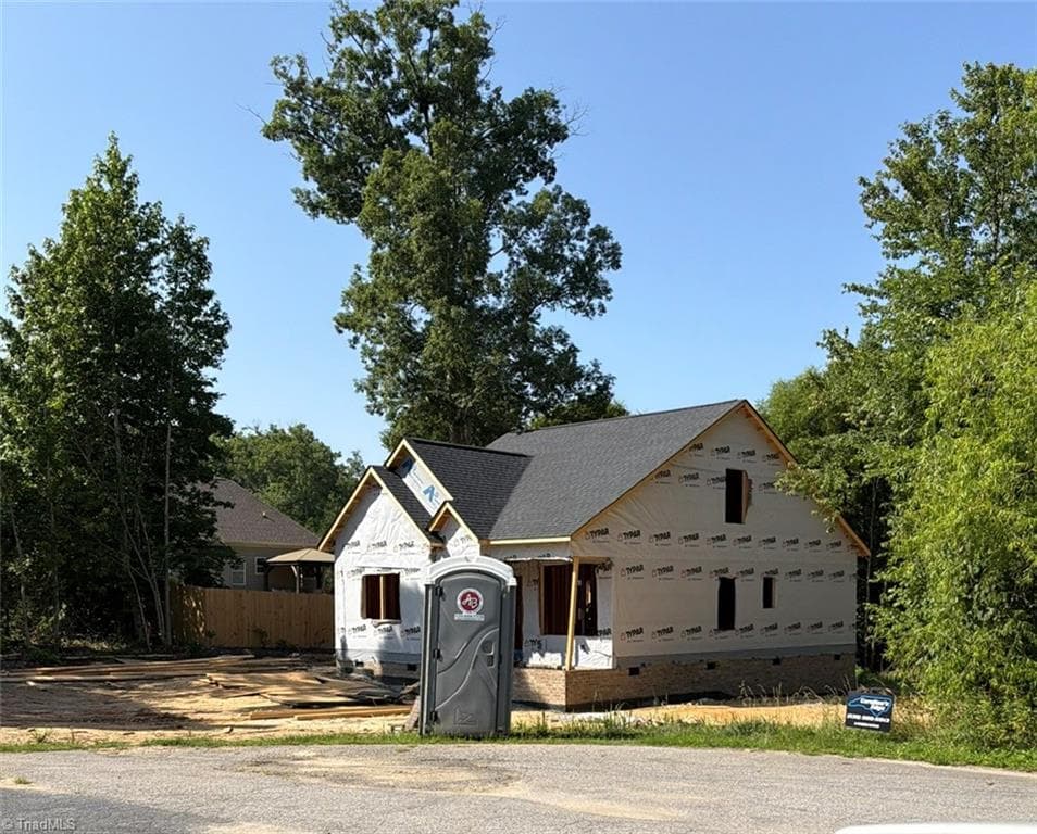 Stick/Site Built at 504 Woods Drive, Randleman NC 27317, photo 3 of 4