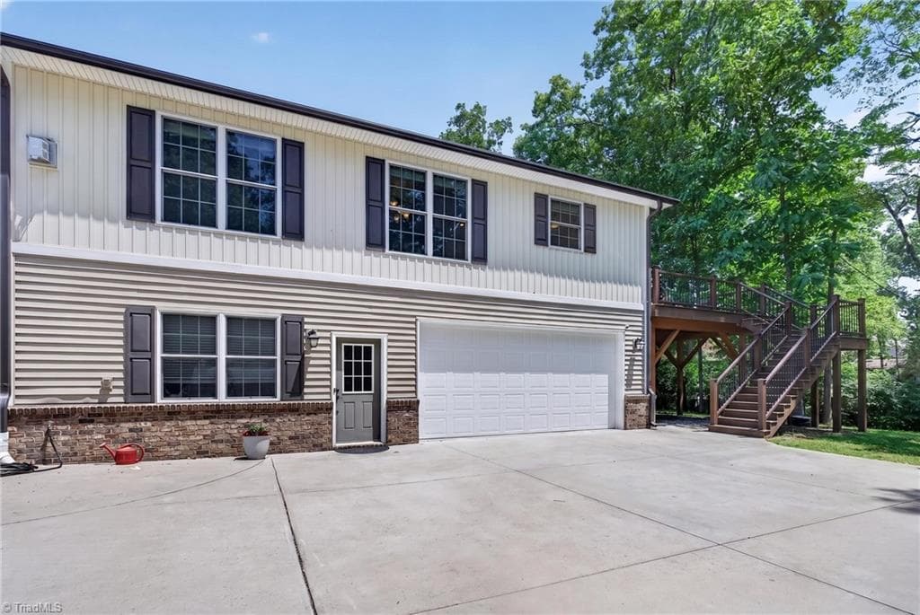 Stick/Site Built at 1411 Emerywood Drive, High Point NC 27262, photo 3 of 45