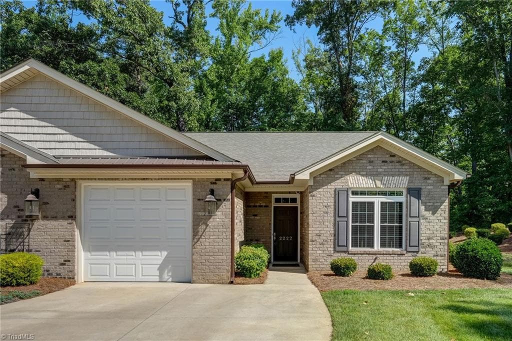 Stick/Site Built at 2222 St James Drive, Reidsville NC 27320, photo 2 of 24