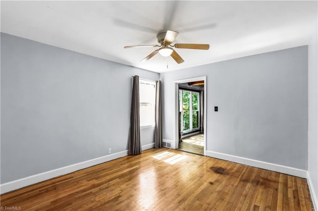 Stick/Site Built at 820 Brent Street, Winston-Salem NC 27103, Winston-Salem, photo 15 of 23
