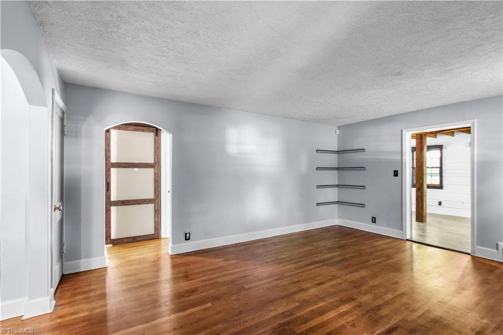 Stick/Site Built at 820 Brent Street, Winston-Salem NC 27103, Winston-Salem, photo 4 of 23