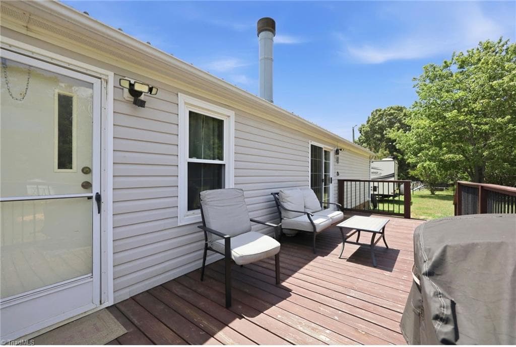 Manufactured Home at 180 B Austin Drive, Eden NC 27288, photo 18 of 18