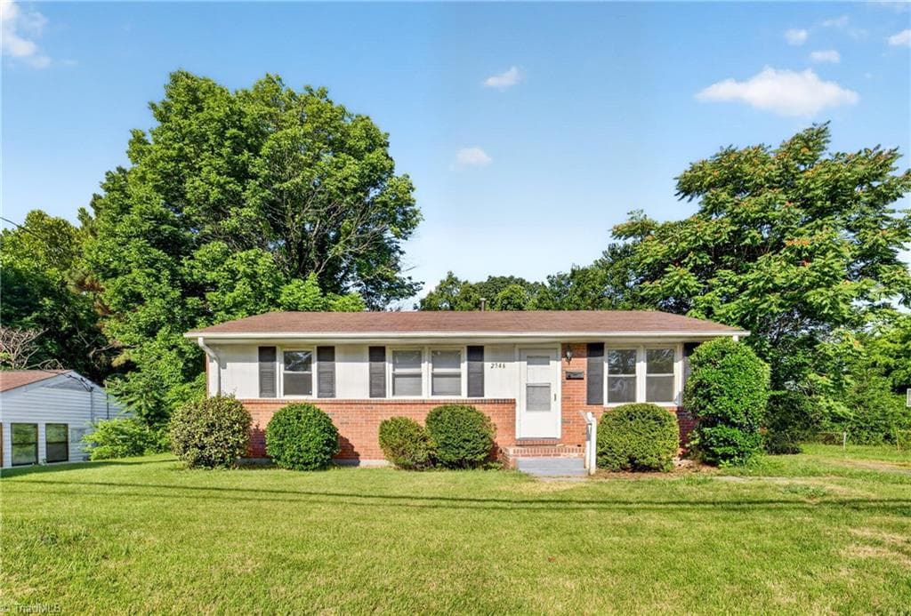 2546 Rosemary Drive, Winston-Salem NC 27105
