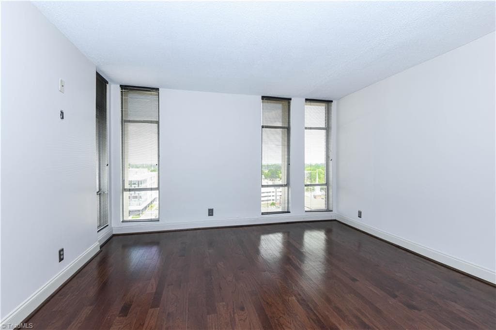 Stick/Site Built at 1101 N Elm Street # 1408, Greensboro NC 27401, photo 16 of 50