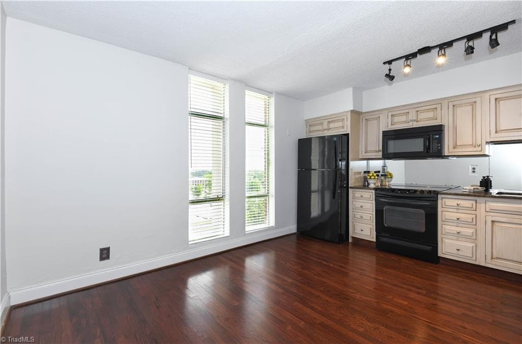 Stick/Site Built at 1101 N Elm Street # 1408, Greensboro NC 27401, photo 12 of 50