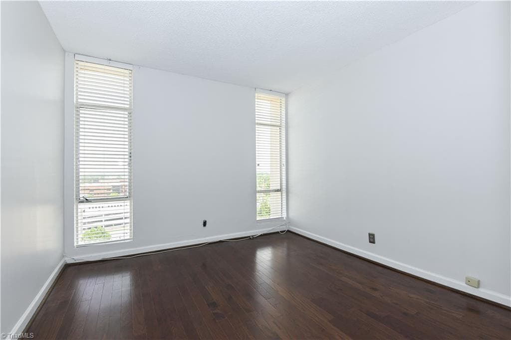 Stick/Site Built at 1101 N Elm Street # 1408, Greensboro NC 27401, photo 32 of 50