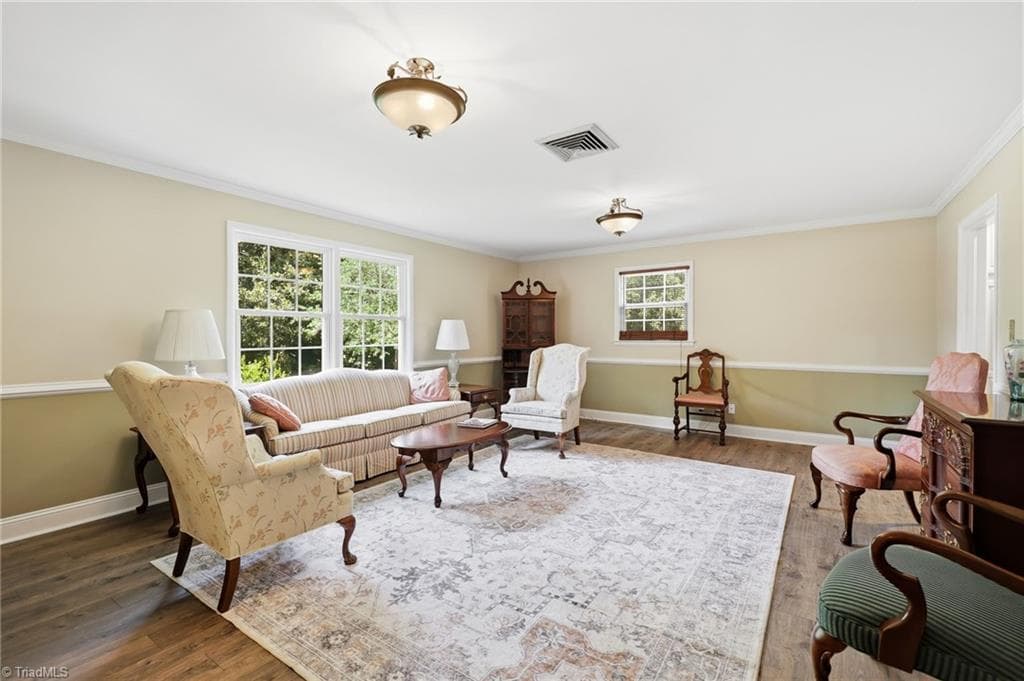 Stick/Site Built at 1025 Oaklawn Avenue, Winston-Salem NC 27104, Winston-Salem, photo 9 of 46